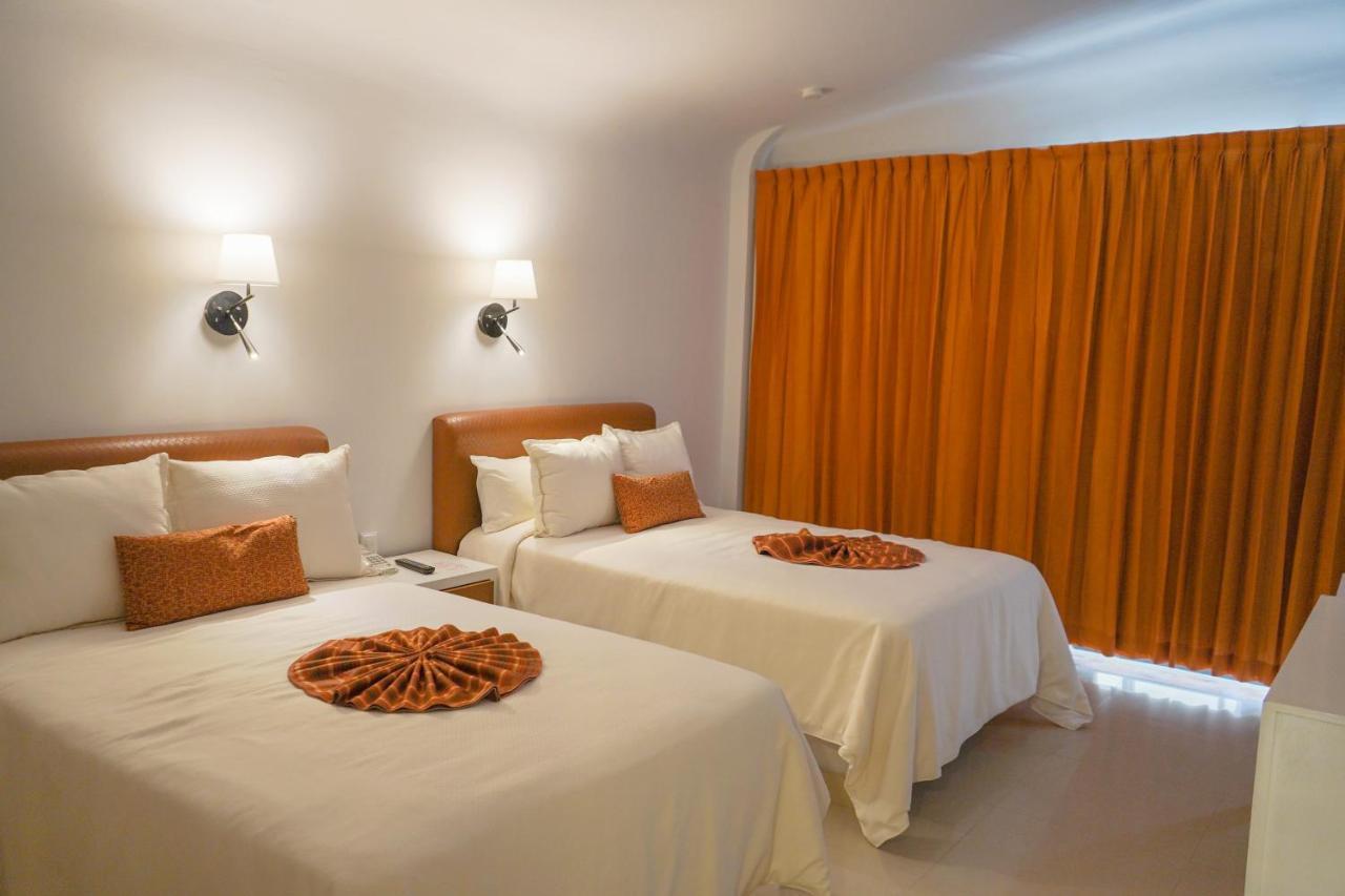 Luna Palace Mazatlan Exterior photo