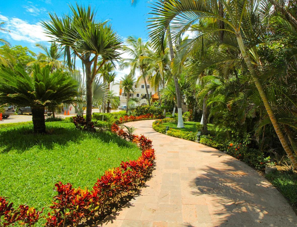 Luna Palace Mazatlan Exterior photo