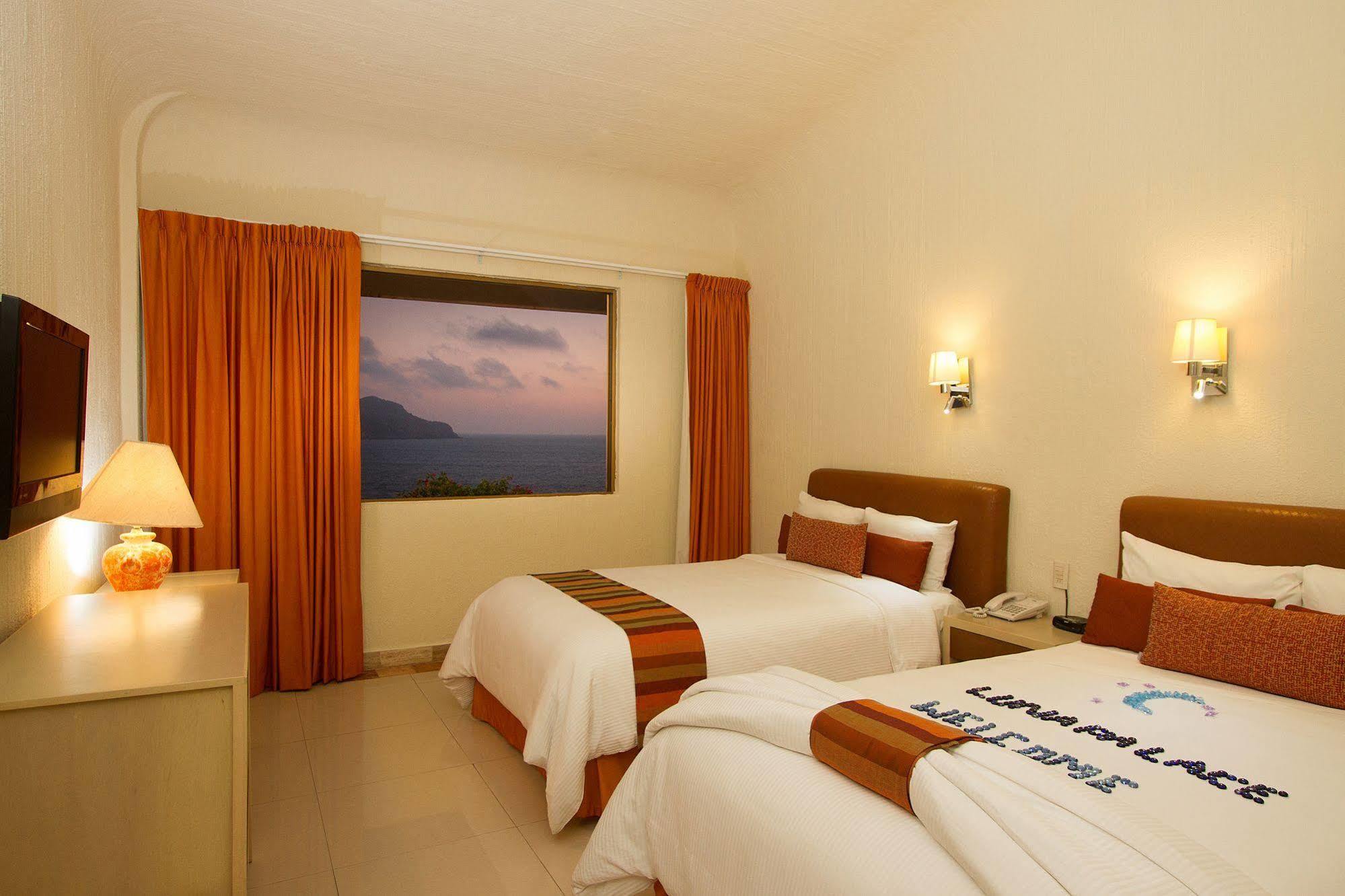 Luna Palace Mazatlan Exterior photo