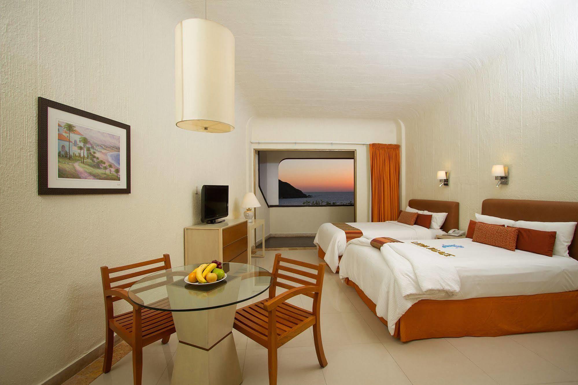 Luna Palace Mazatlan Exterior photo